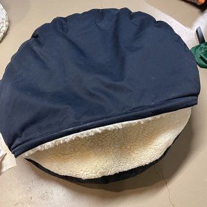 "Clamshell" Dog Bed